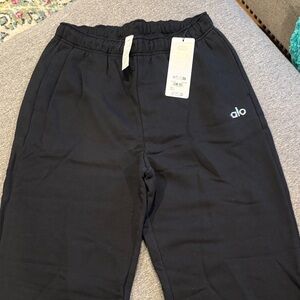 ALO Yoga Black Jogger Pants